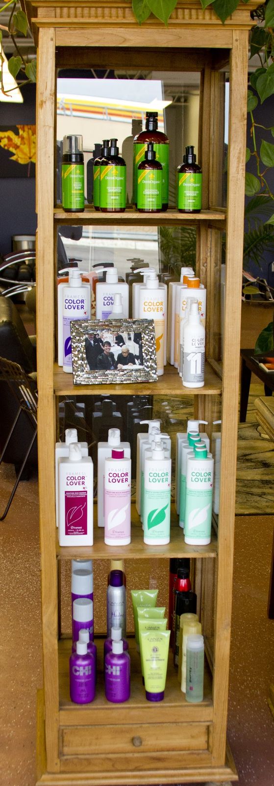 RooTs A HaiR StuDio, hair salon in Boulder, CO, photo 2 of 9
