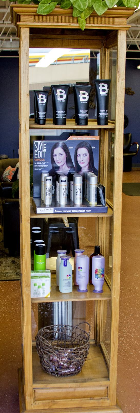 RooTs A HaiR StuDio, hair salon in Boulder, CO, photo 3 of 9